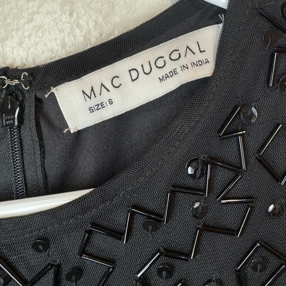 NWOT Mac Duggal Geometric Embellished Sleeveless A Line Black Dress Size 6 #8210 - Picture 7 of 12